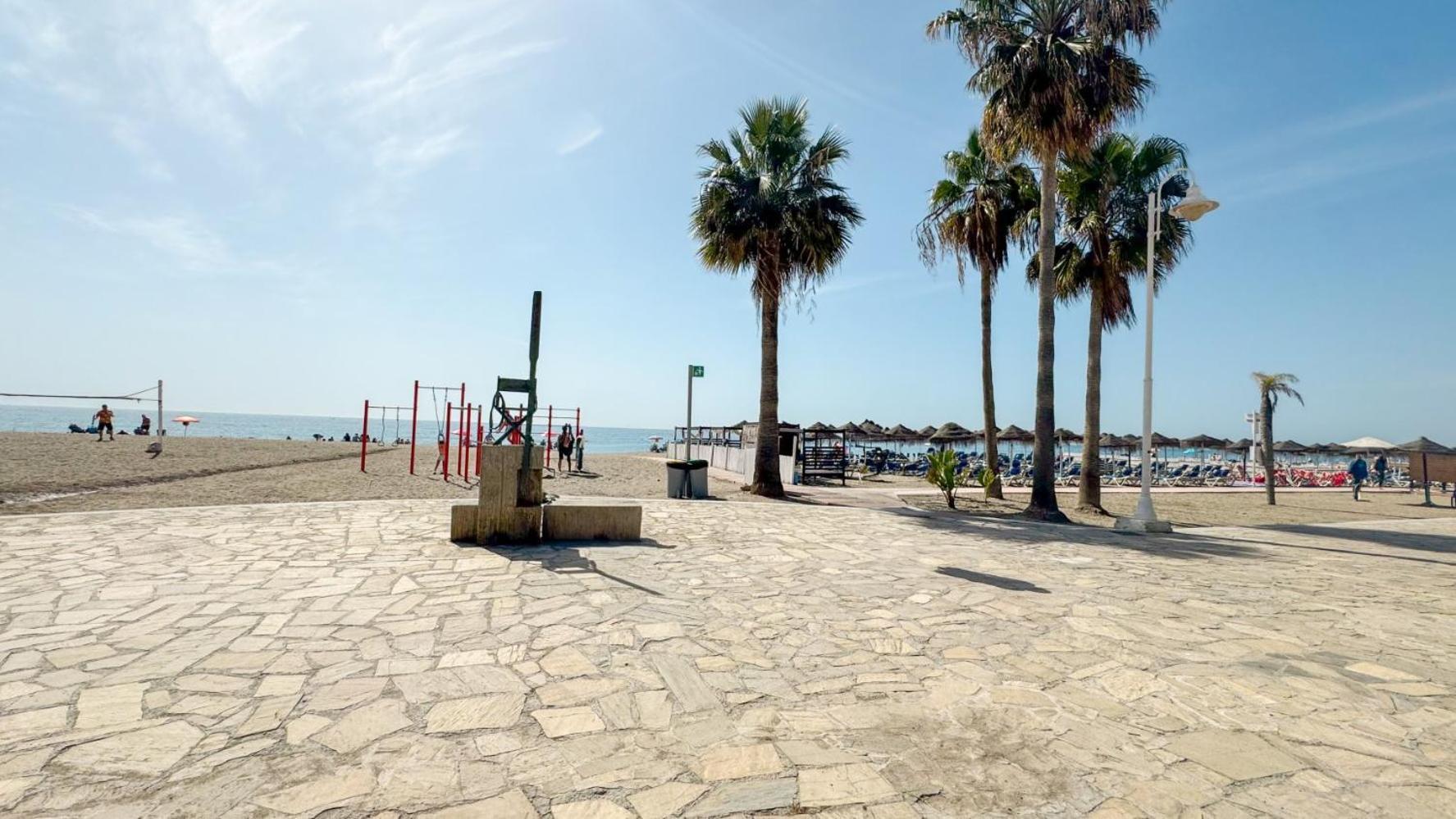 Hawaii 1St Floor Burriana, Nerja Apartment Exterior photo