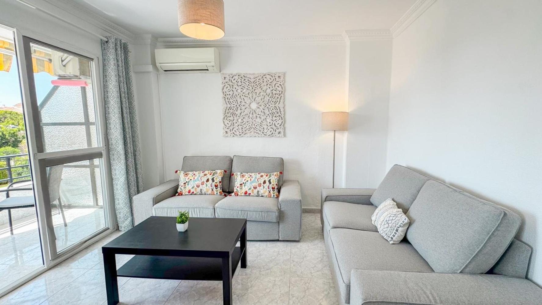 Hawaii 1St Floor Burriana, Nerja Apartment Exterior photo